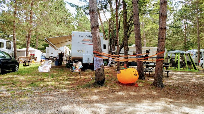 Camping Au Petit Lac-Simon